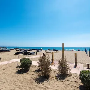 Boliches Center Next To The Beach, Parking, Pool & Terrace Apartamento